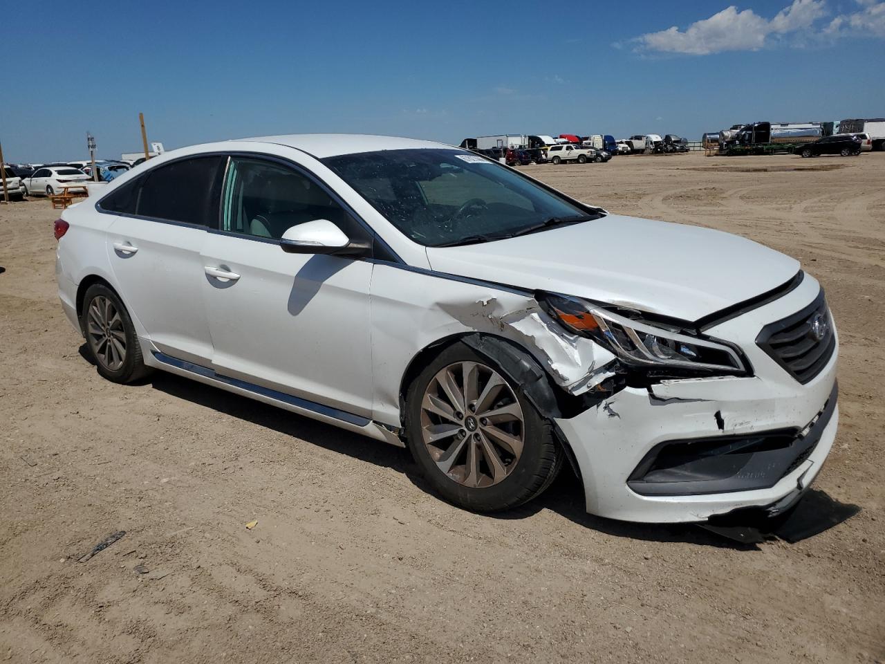 2015 Hyundai Sonata VIN 5NPE34AF7FH028266 Copart auction photo, front end / minor dent/scratches damage thumbnail 4