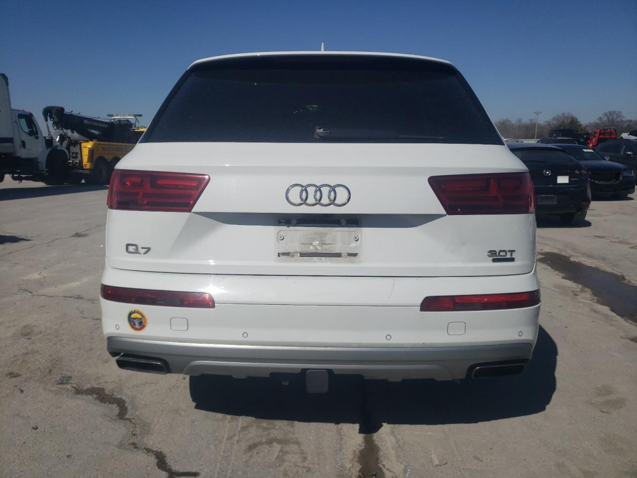 2018 Audi Q7 VIN WA1VAAF72JD029307 Copart auction photo, front end damage thumbnail 6