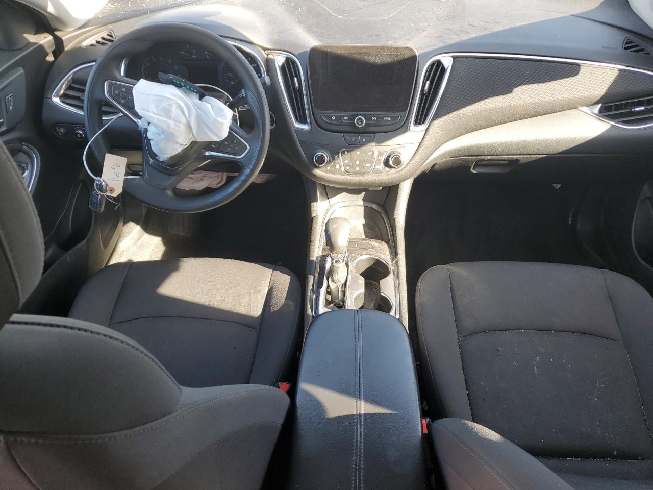 2021 Chevrolet Malibu VIN 1G1ZD5ST4MF073013 Copart auction photo, front end damage thumbnail 8