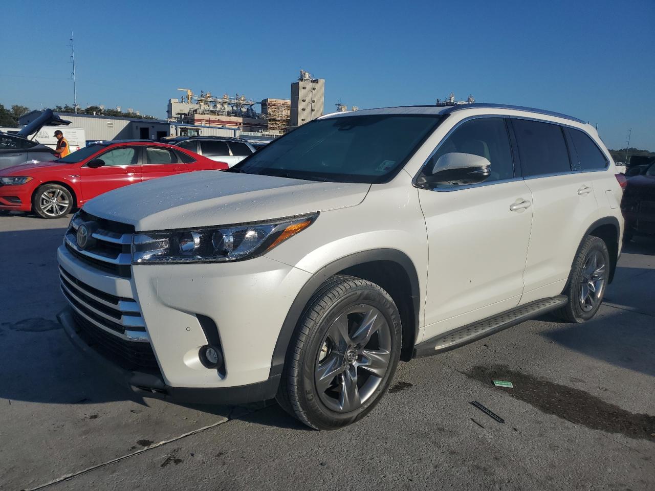 2019 Toyota Highlander VIN 5TDYZRFH2KS293880