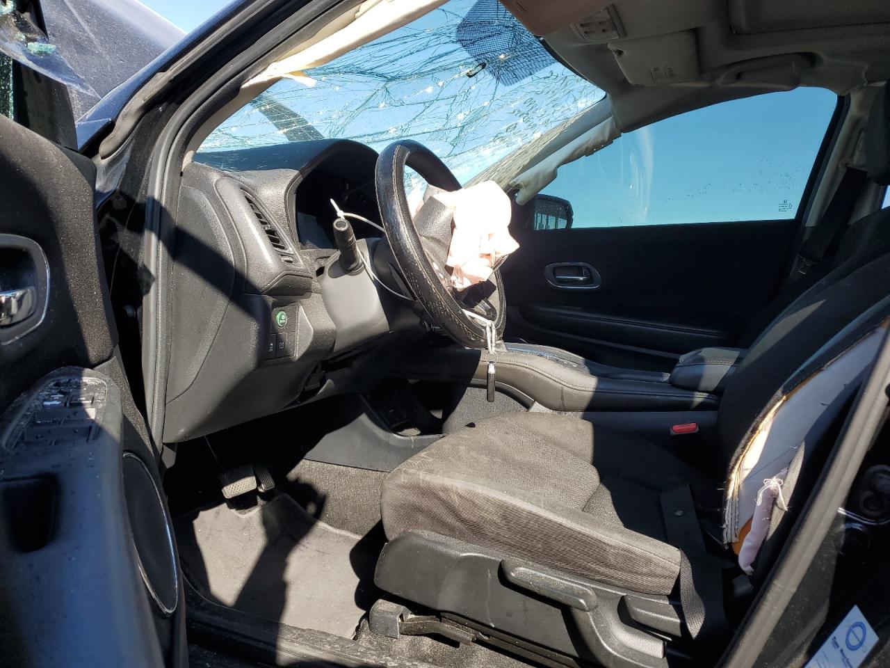 2017 Honda HR-V VIN 3CZRU5H54HM725452 Copart auction photo, front end / side damage thumbnail 7