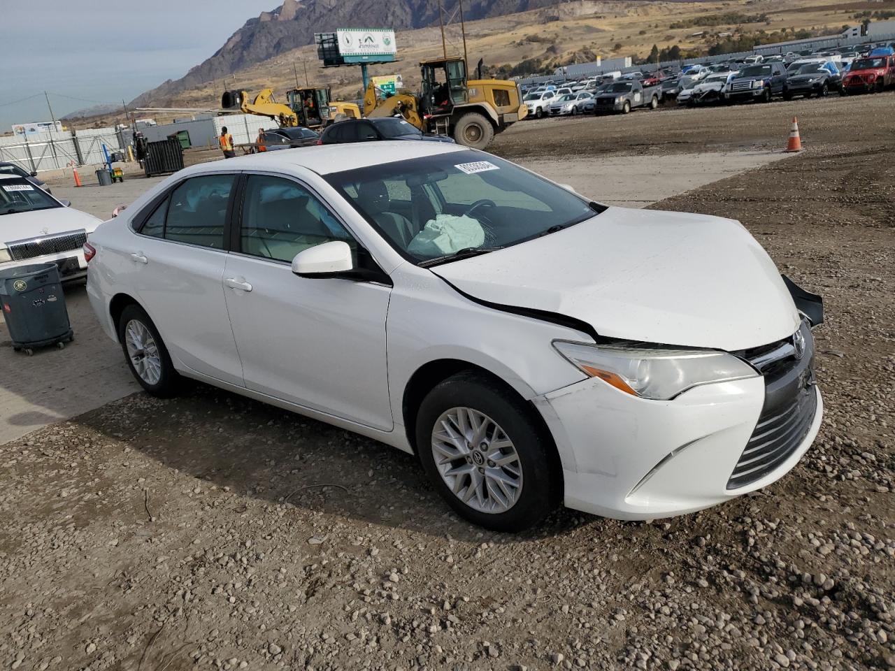 2016 Toyota Camry VIN 4T4BF1FKXGR584627 Copart auction photo, front end damage thumbnail 4