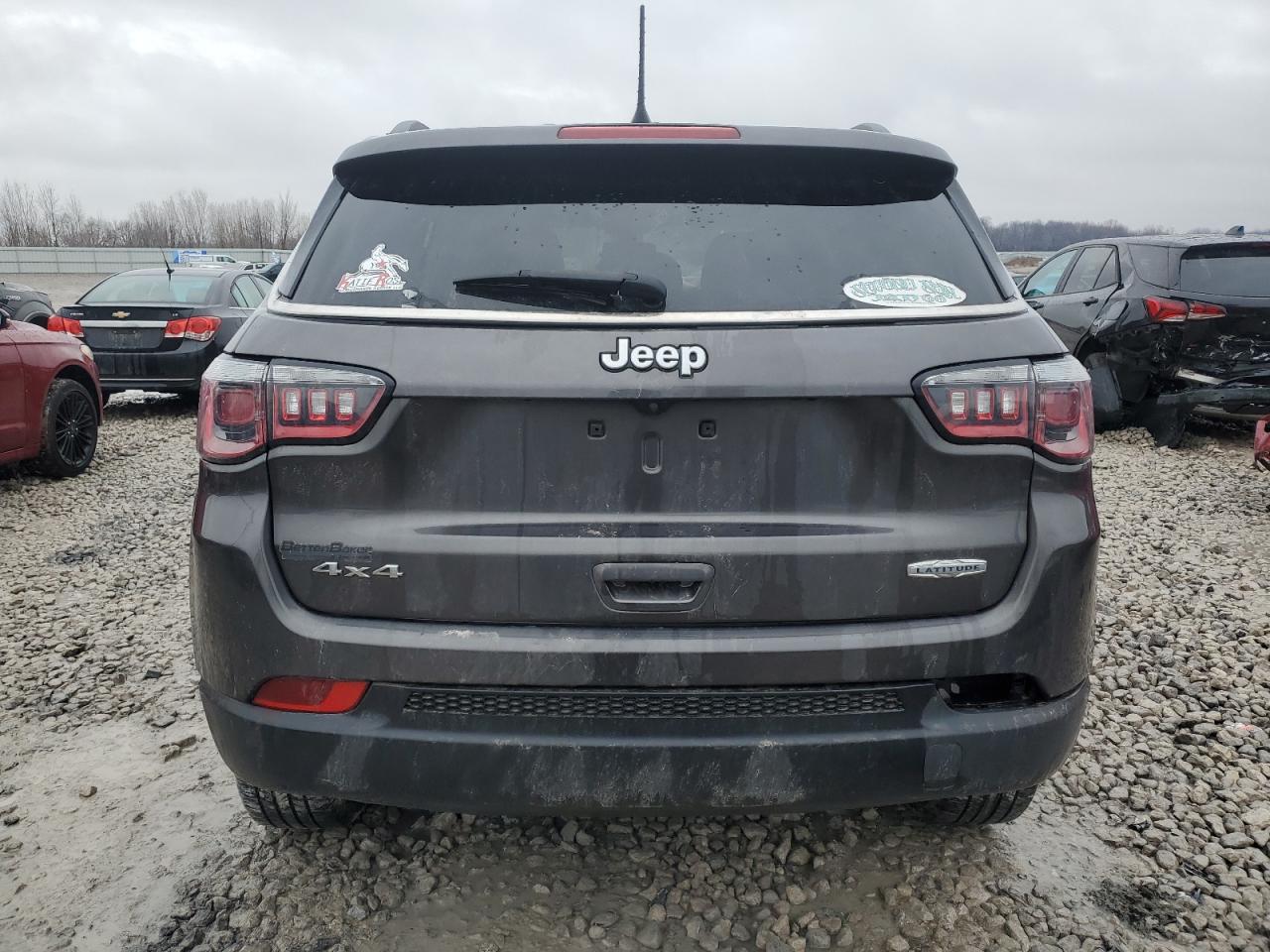 2019 Jeep Compass VIN 3C4NJDBB4KT670455 Copart auction photo, front end / side damage thumbnail 6