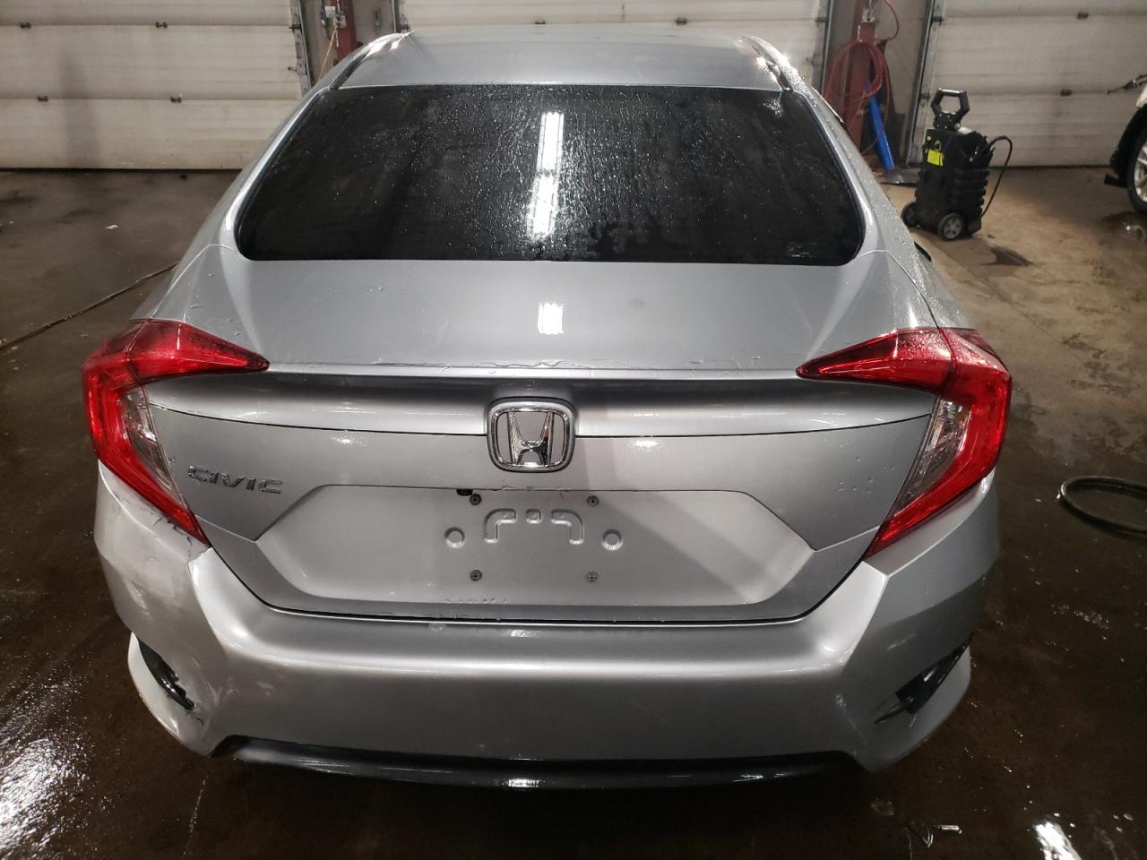 2017 Honda Civic VIN 19XFC2F53HE213866 Copart auction photo, side / minor dent/scratches damage thumbnail 6
