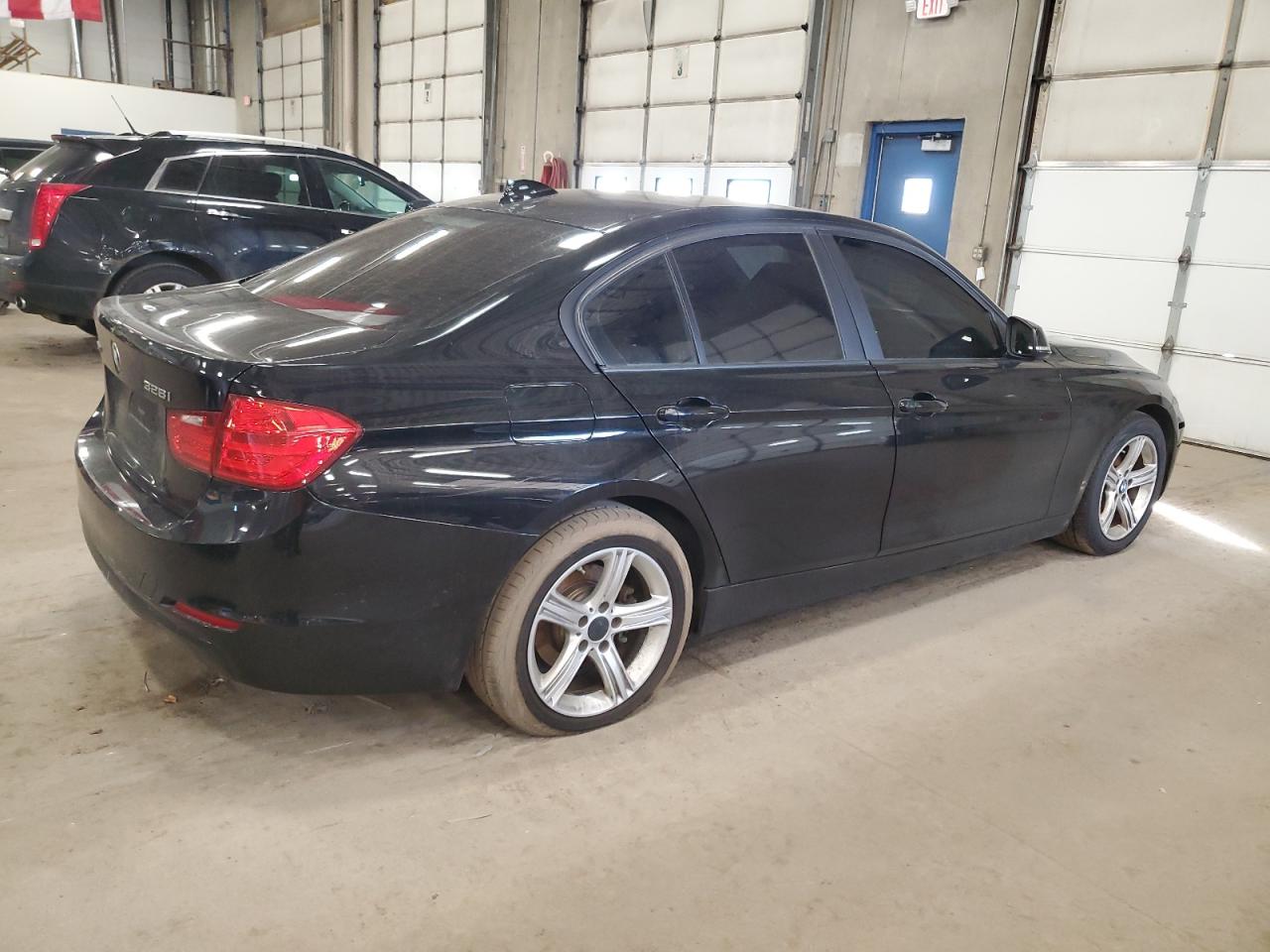 2013 BMW 3er VIN WBA3B3C55DF534160 Copart auction photo, mechanical damage thumbnail 3