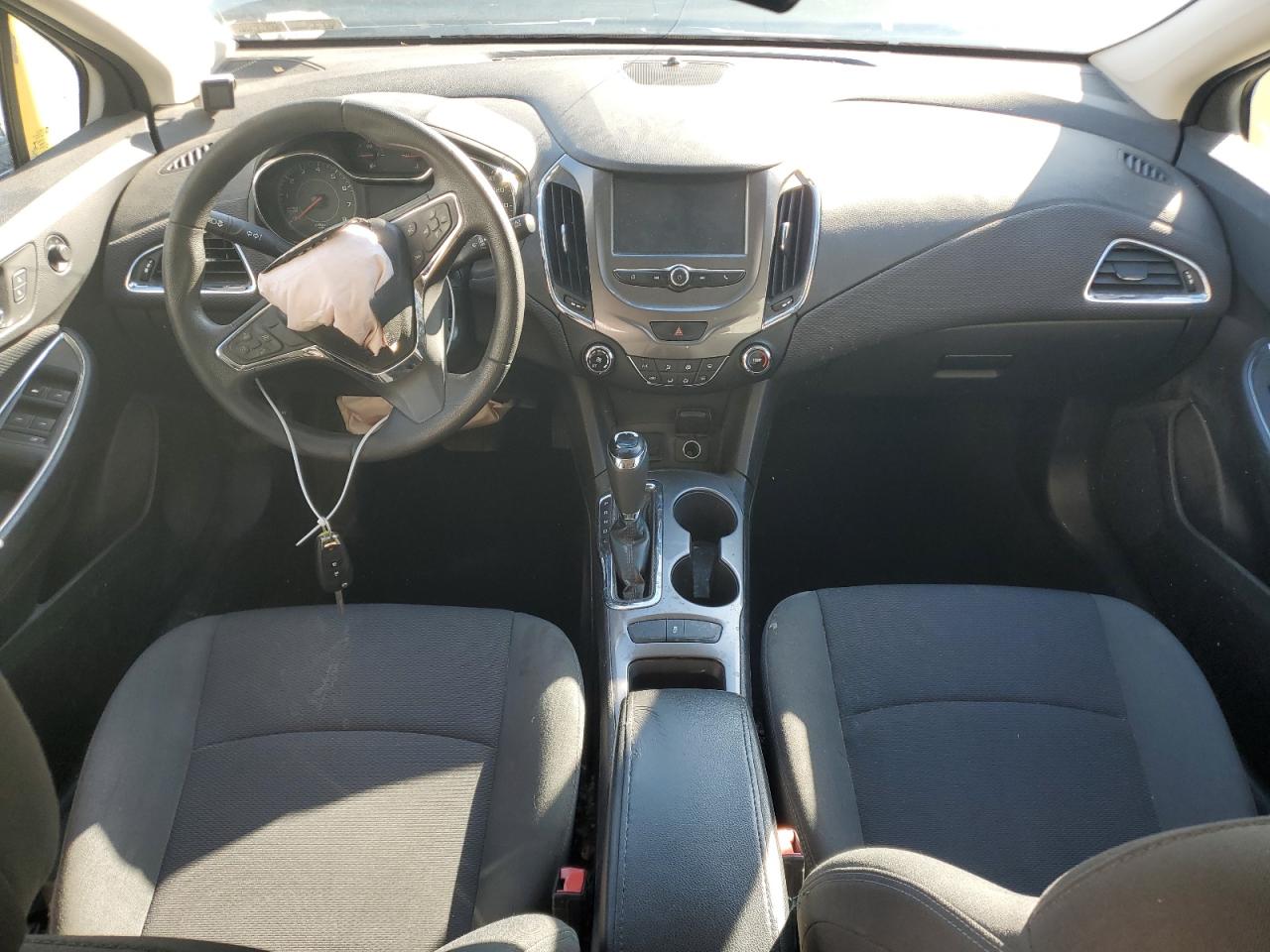 2017 Chevrolet Cruze VIN 3G1BE6SM6HS527681 Copart auction photo, front end / side damage thumbnail 8