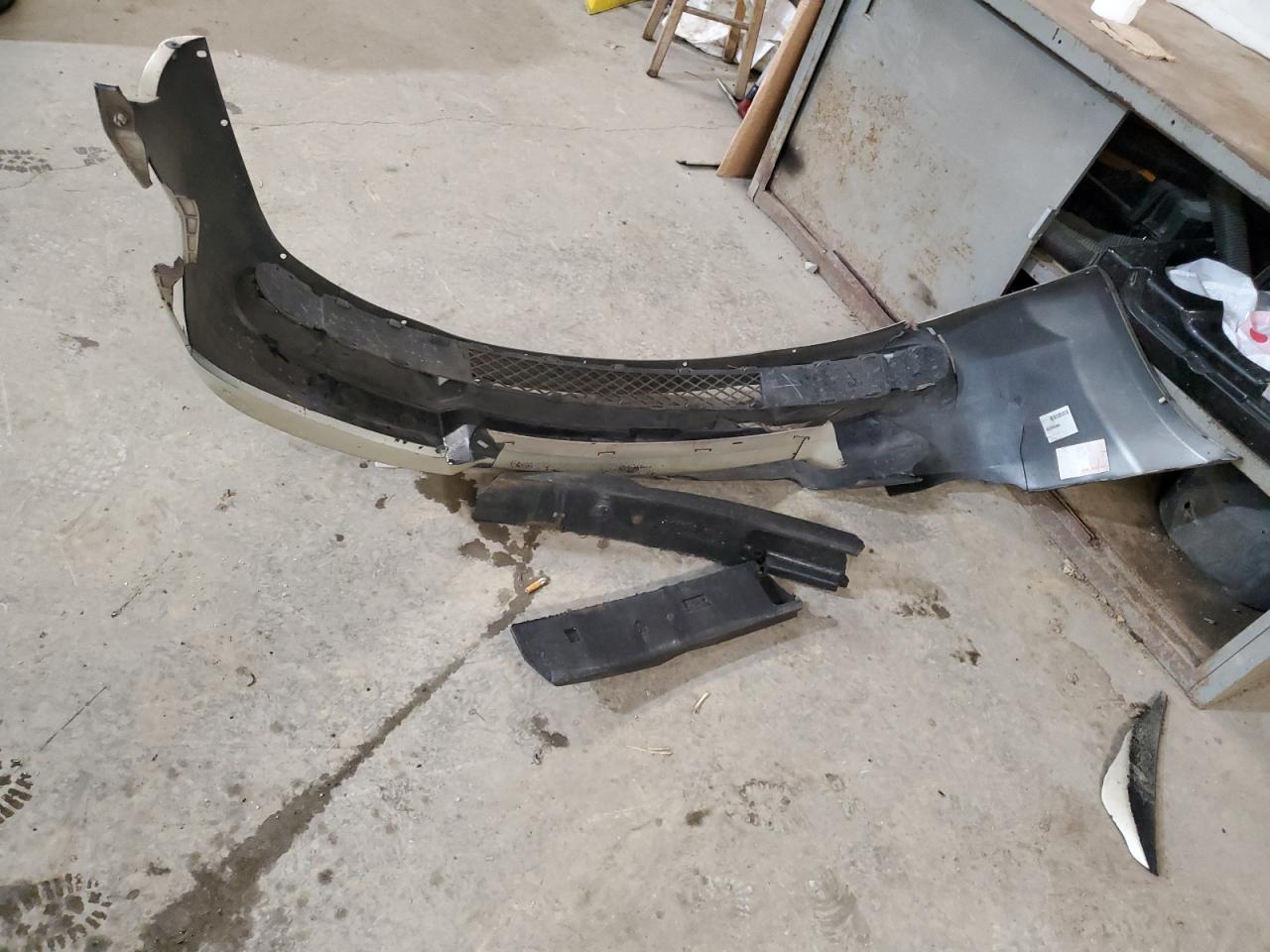 2010 Dodge Avenger VIN 1B3CC4FB8AN125340 Copart auction photo, front end / side damage thumbnail 12