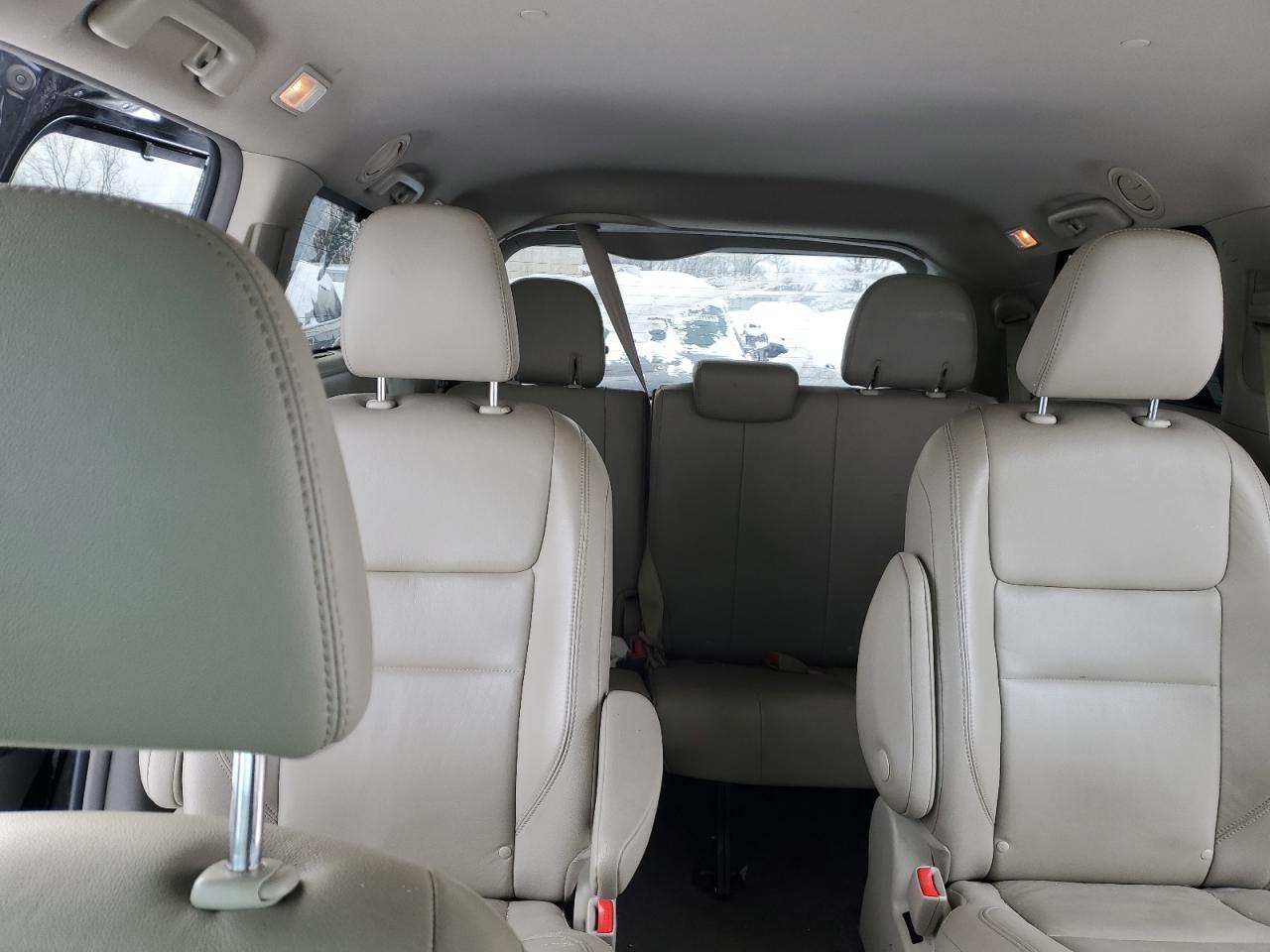 2019 Toyota Sienna VIN 5TDDZ3DC7KS225092 Copart auction photo, front end damage thumbnail 10