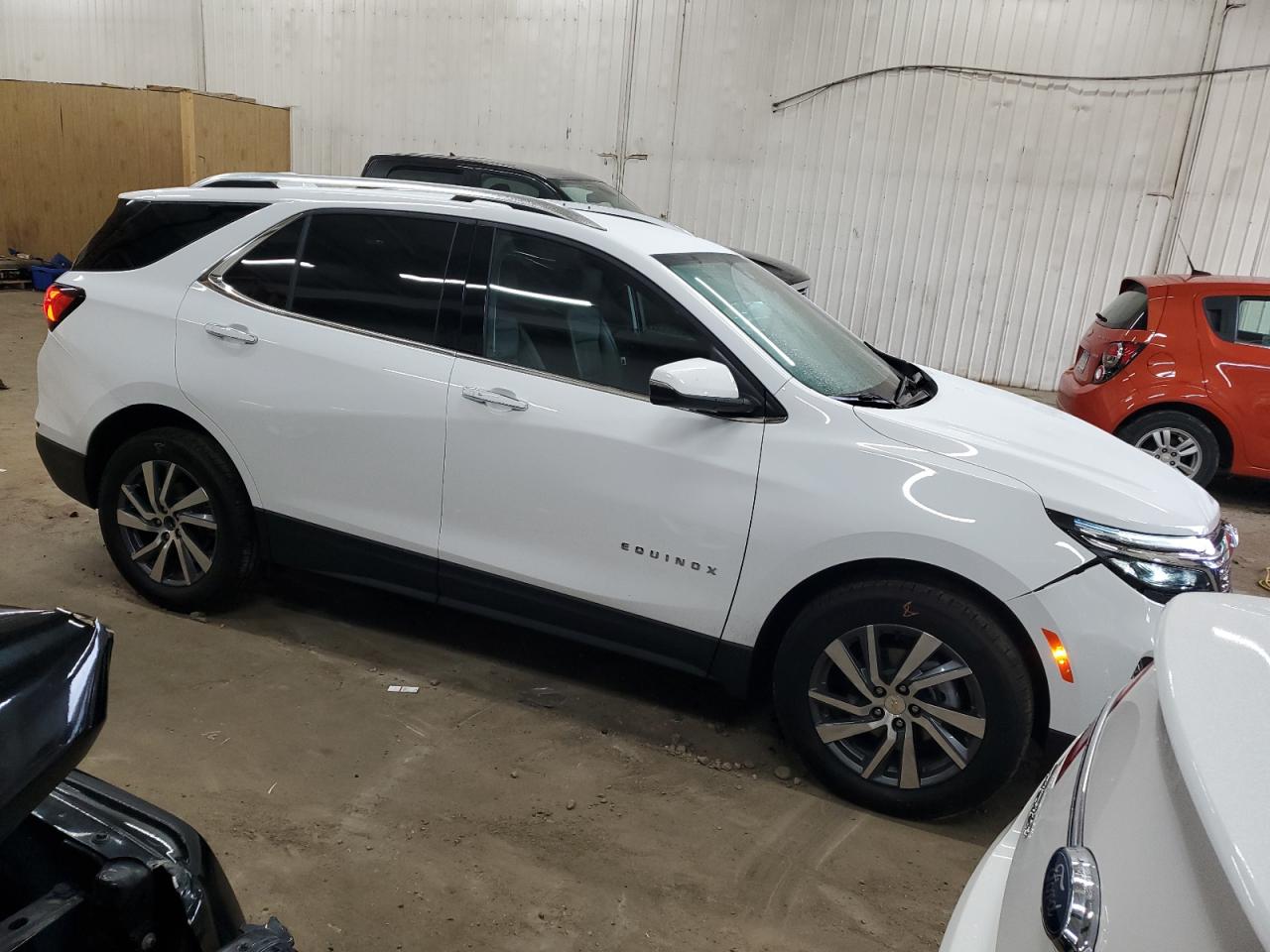 2022 Chevrolet Equinox VIN 2GNAXXEVXN6127289 Copart auction photo, front end damage thumbnail 4