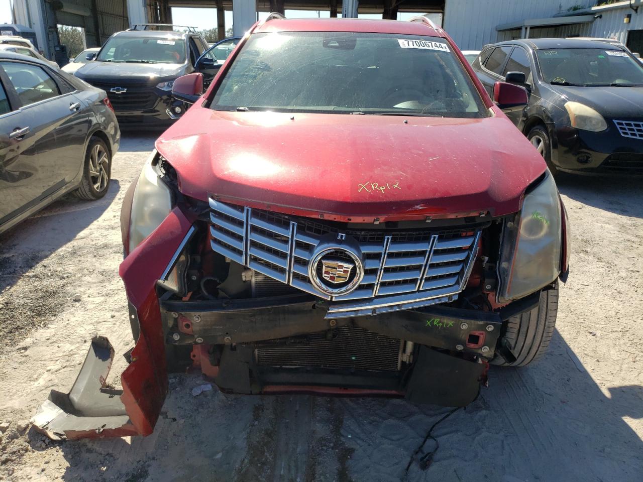 2014 Cadillac SRX VIN 3GYFNBE31ES560436 Copart auction photo, front end damage thumbnail 5