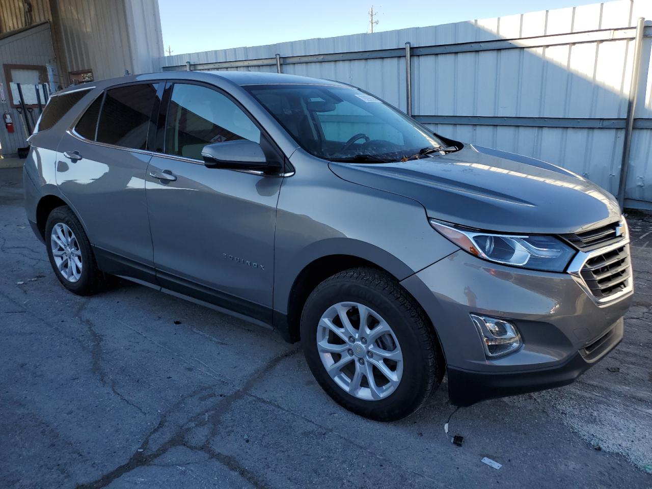 2018 Chevrolet Equinox VIN 3GNAXSEV0JS577256 Copart auction photo, rear end / front end damage thumbnail 4