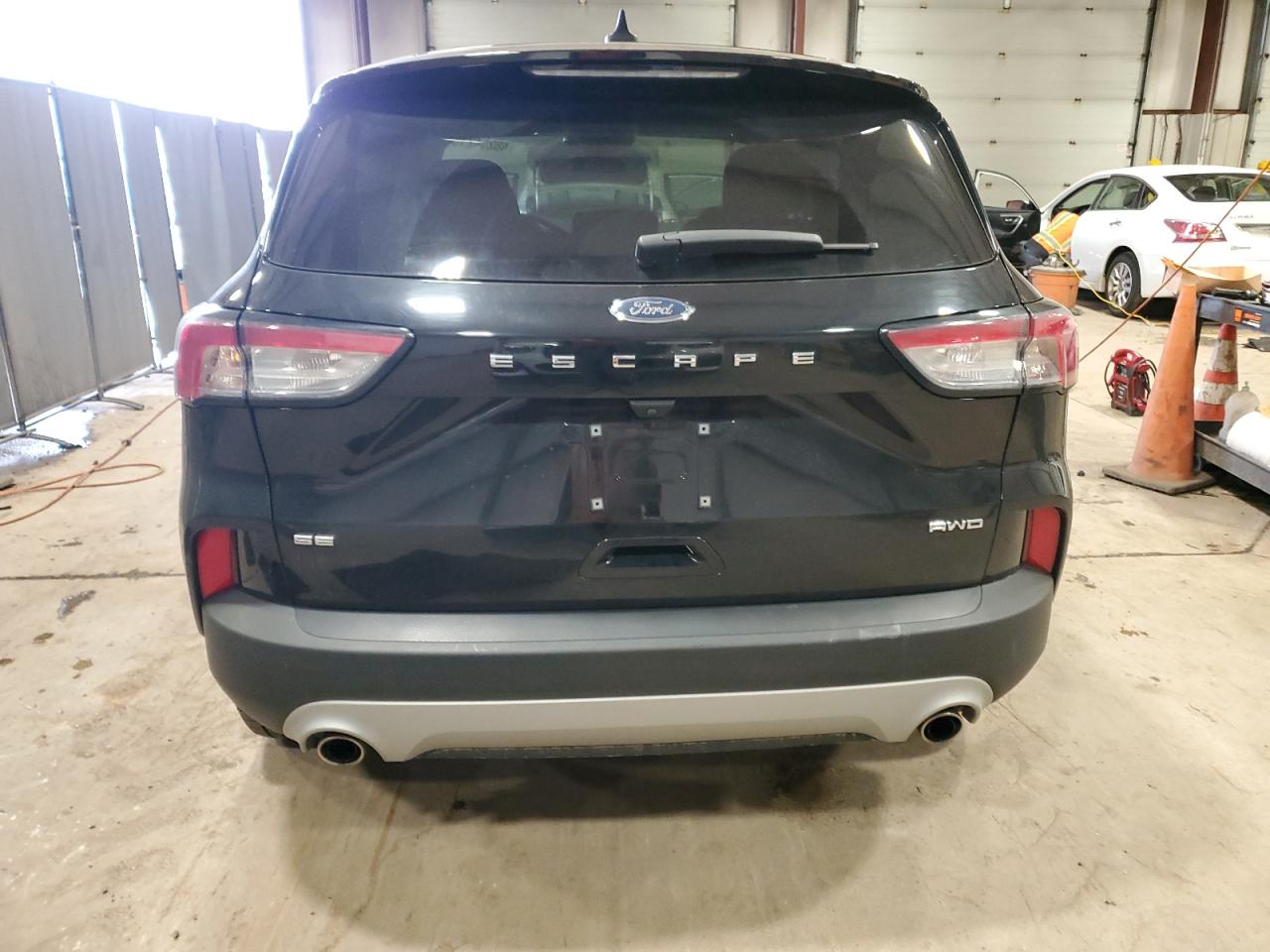 2022 Ford Escape VIN 1FMCU9G69NUA46891 Copart auction photo, front end damage thumbnail 6