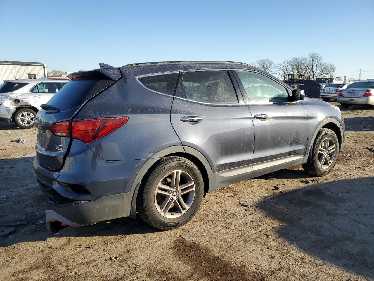 2018 Hyundai Santa Fe VIN 5NMZUDLB8JH093609 Copart auction photo, front end / rear end damage thumbnail 3