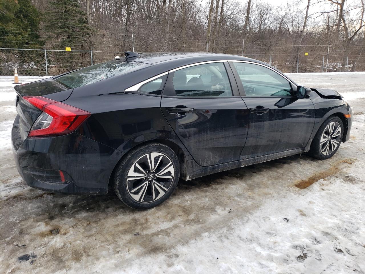 2017 Honda Civic VIN 19XFC1F39HE017939 Copart auction photo, front end damage thumbnail 3