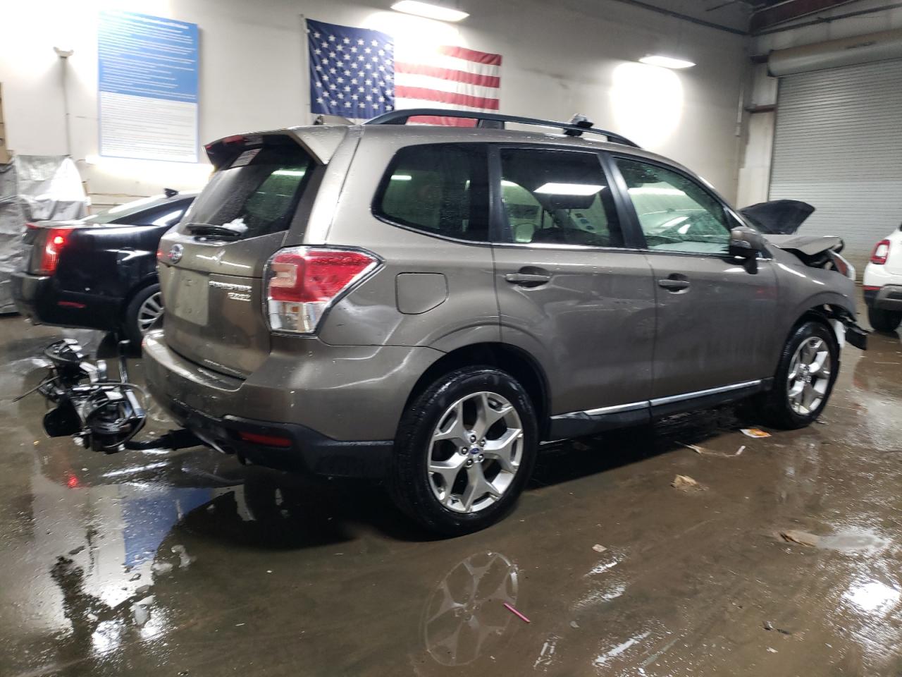2017 Subaru Forester VIN JF2SJAWC3HH513206 Copart auction photo, front end damage thumbnail 3