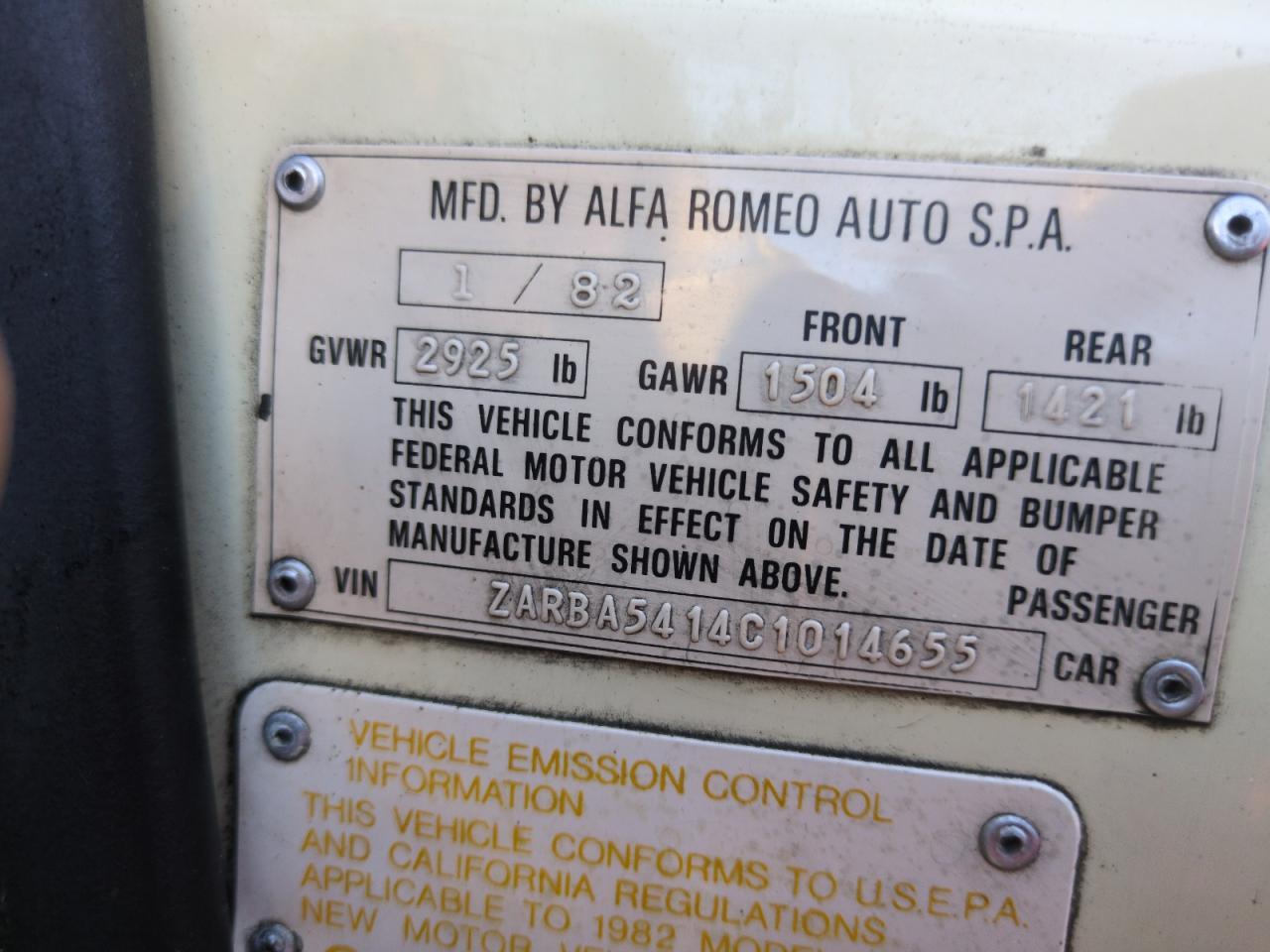 1982 Alfa Romeo Giulia VIN ZARBA5414C1014655 Copart auction photo, water/flood damage thumbnail 12