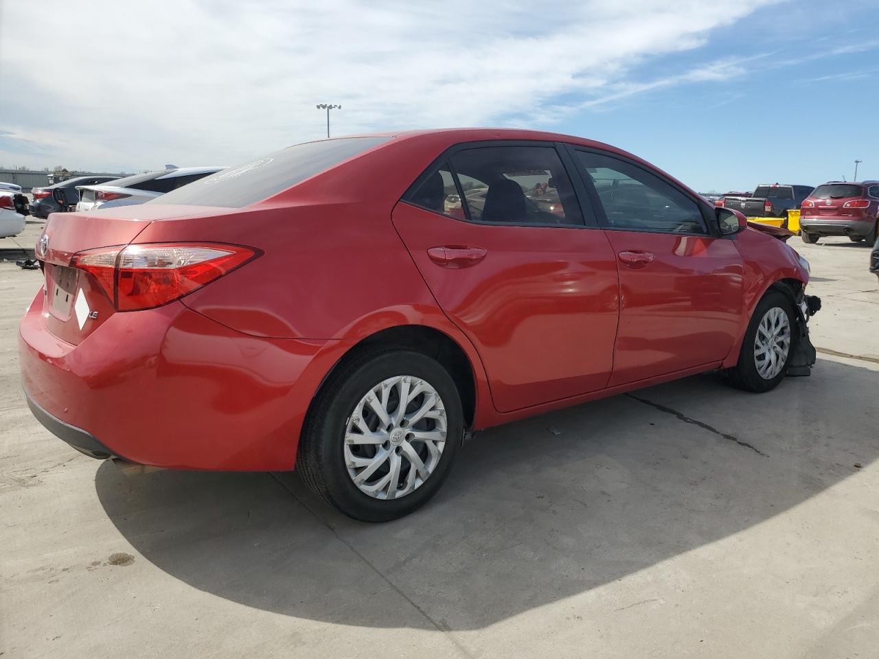 2018 Toyota Corolla VIN 5YFBURHEXJP749252 Copart auction photo, front end damage thumbnail 3