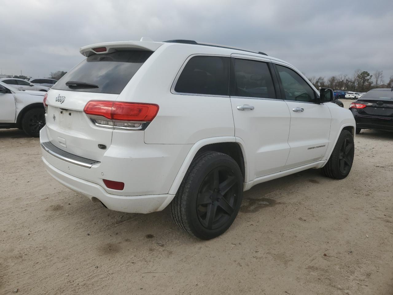 2014 Jeep Grand Cherokee VIN 1C4RJECG0EC256056 Copart auction photo, front end / side damage thumbnail 3