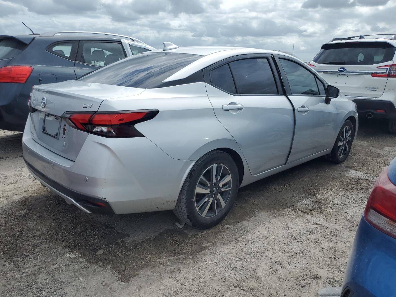 2021 Nissan Versa VIN 3N1CN8EV7ML831945 Copart auction photo, water/flood damage thumbnail 3