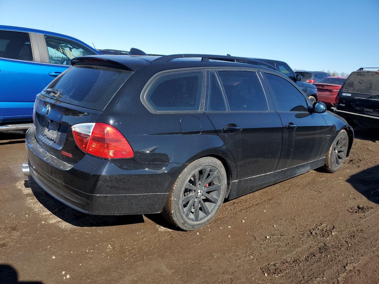 2008 BMW 3er VIN WBAVT73598FZ37562 Copart auction photo, side / front end damage thumbnail 3