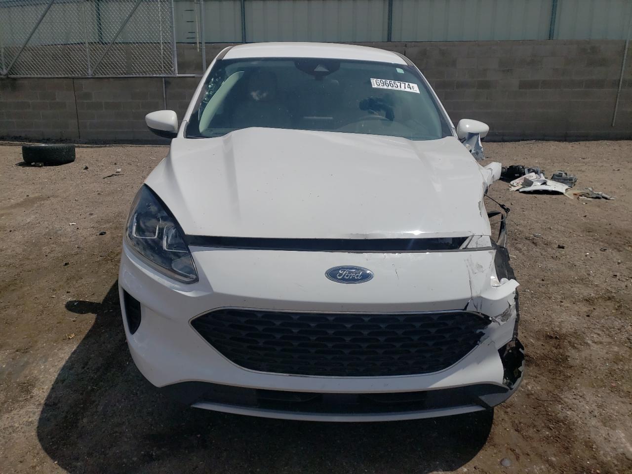 2021 Ford Escape VIN 1FMCU9G63MUA43029 Copart auction photo, front end damage thumbnail 5