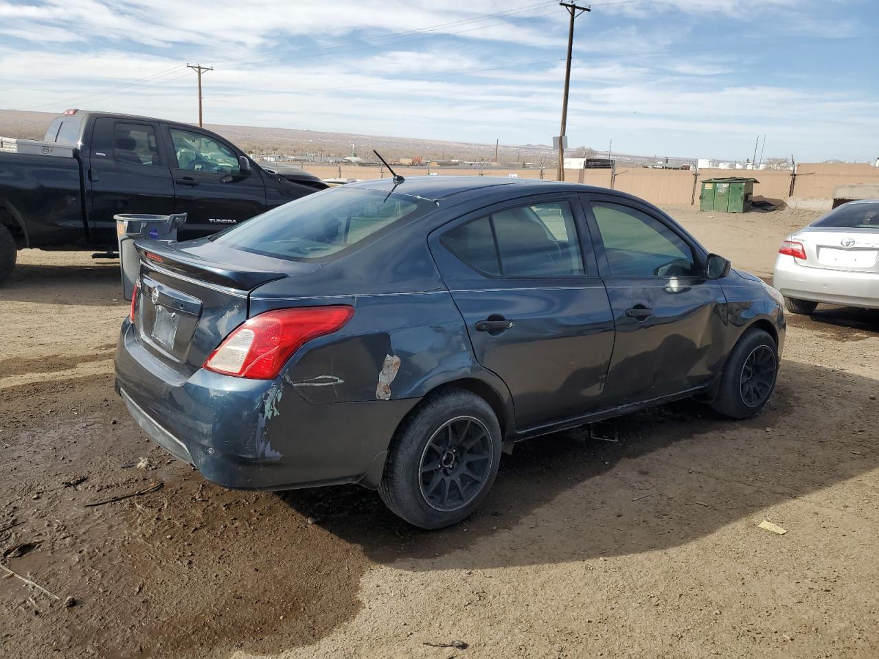 2017 Nissan Versa VIN 3N1CN7AP6HL800712 Copart auction photo, rear end / side damage thumbnail 3