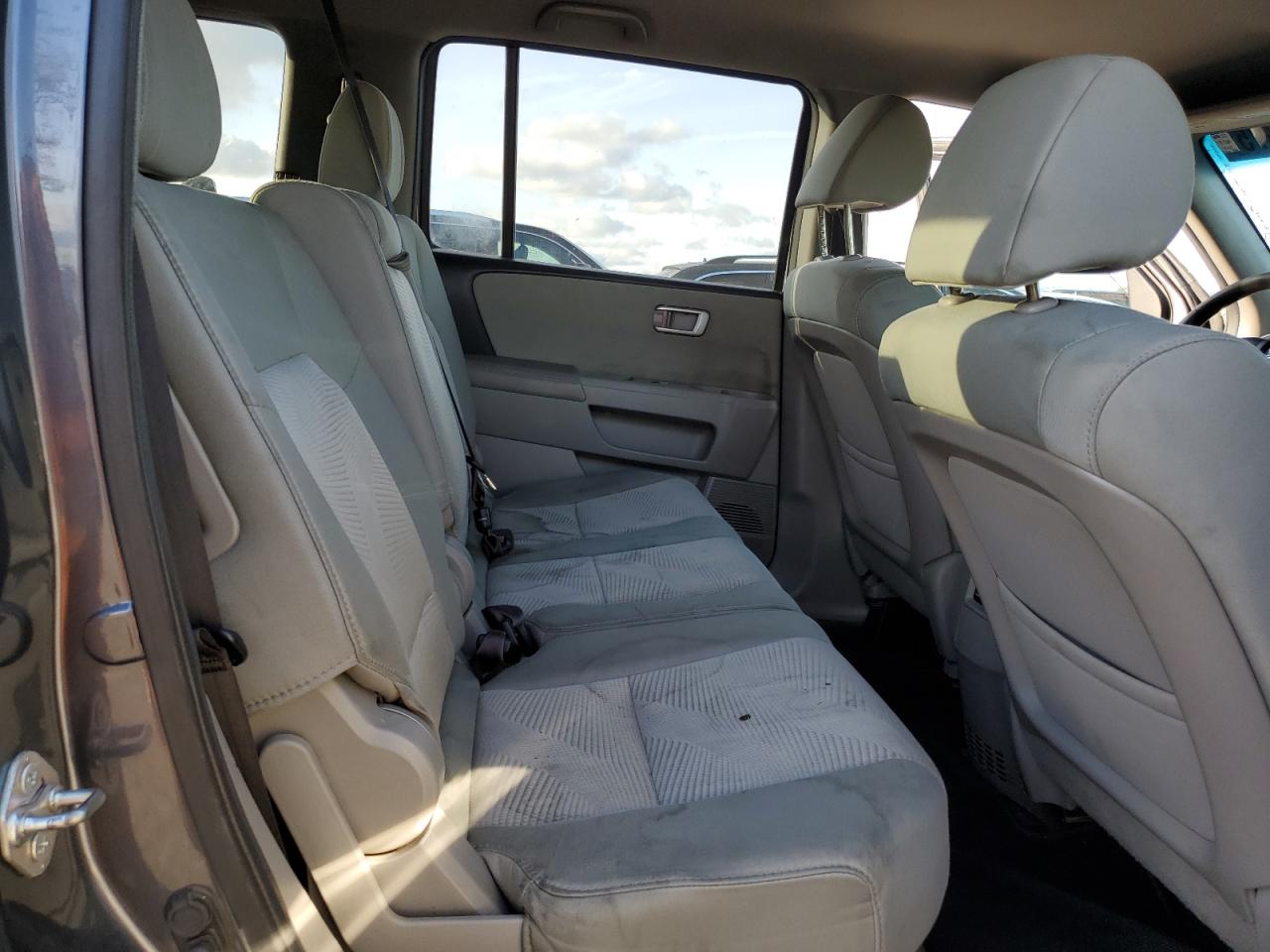 2014 Honda Pilot VIN 5FNYF3H20EB023084 Copart auction photo, all over damage thumbnail 11