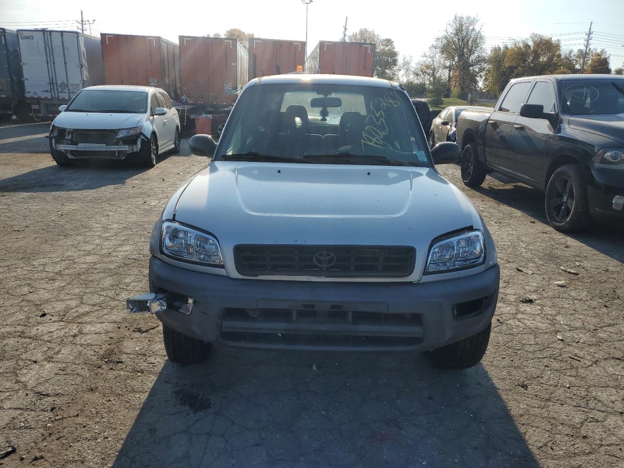 1998 Toyota RAV 4 VIN JT3GP10V5W0026053 Copart auction photo, normal wear / front end damage thumbnail 5