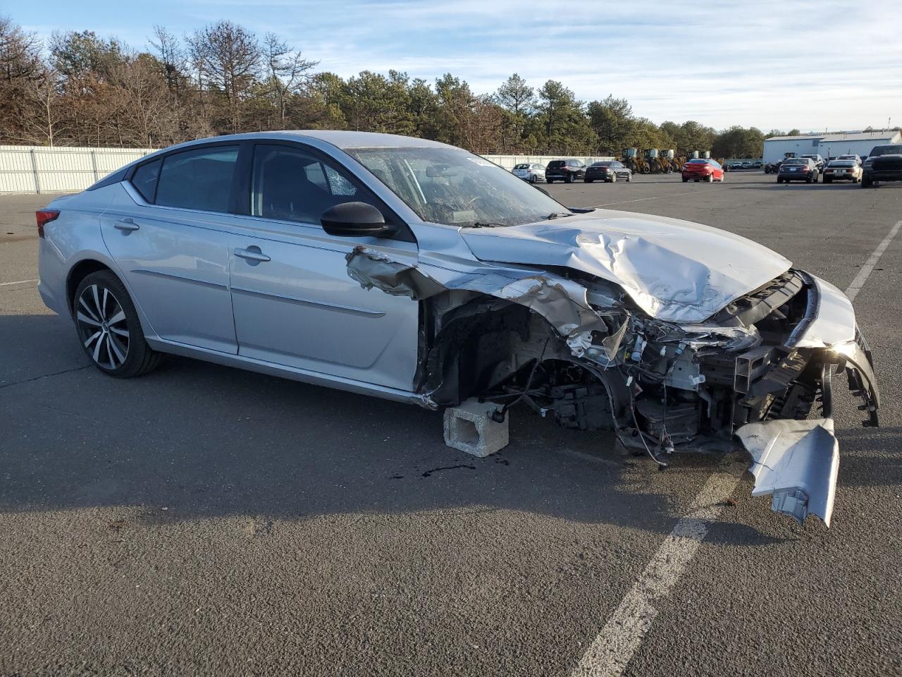 2020 Nissan Altima VIN 1N4BL4CV2LC133155 Copart auction photo, front end / side damage thumbnail 4