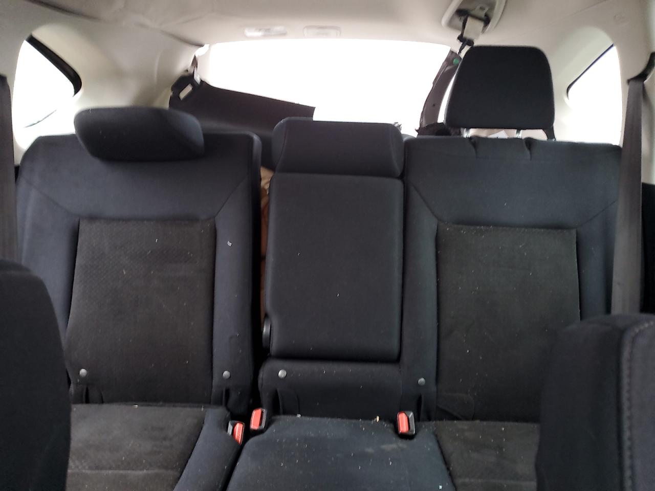 2015 Honda CR-V VIN 2HKRM4H3XFH601722 Copart auction photo, rear end / minor dent/scratches damage thumbnail 10