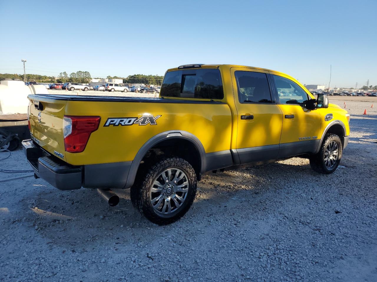 2016 Nissan Titan VIN 1N6BA1F48GN500066 Copart auction photo, hail damage thumbnail 3