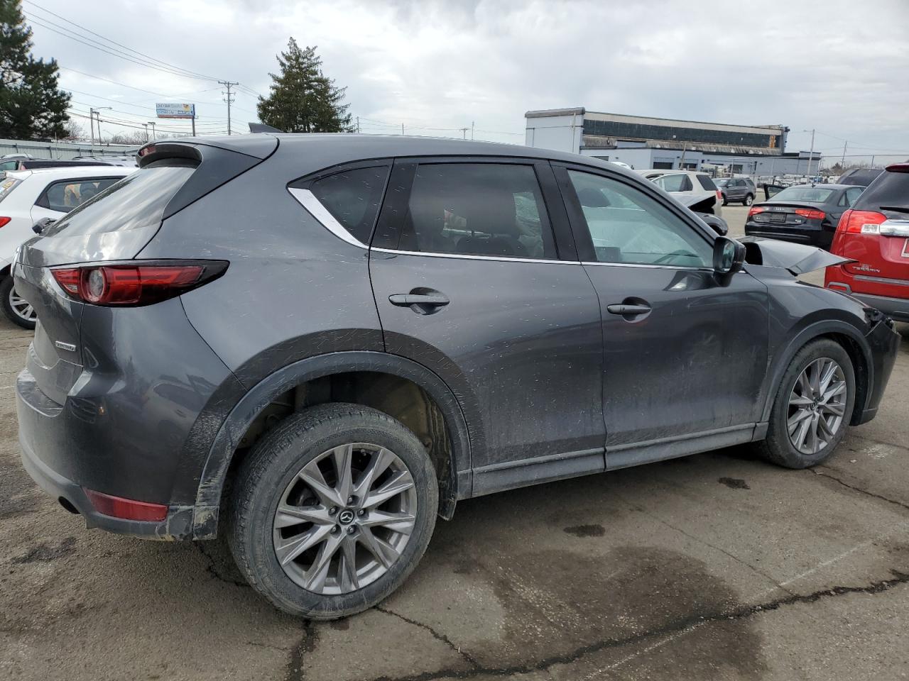 2020 Mazda CX-5 VIN JM3KFBDM5L1842645 Copart auction photo, front end / side damage thumbnail 3