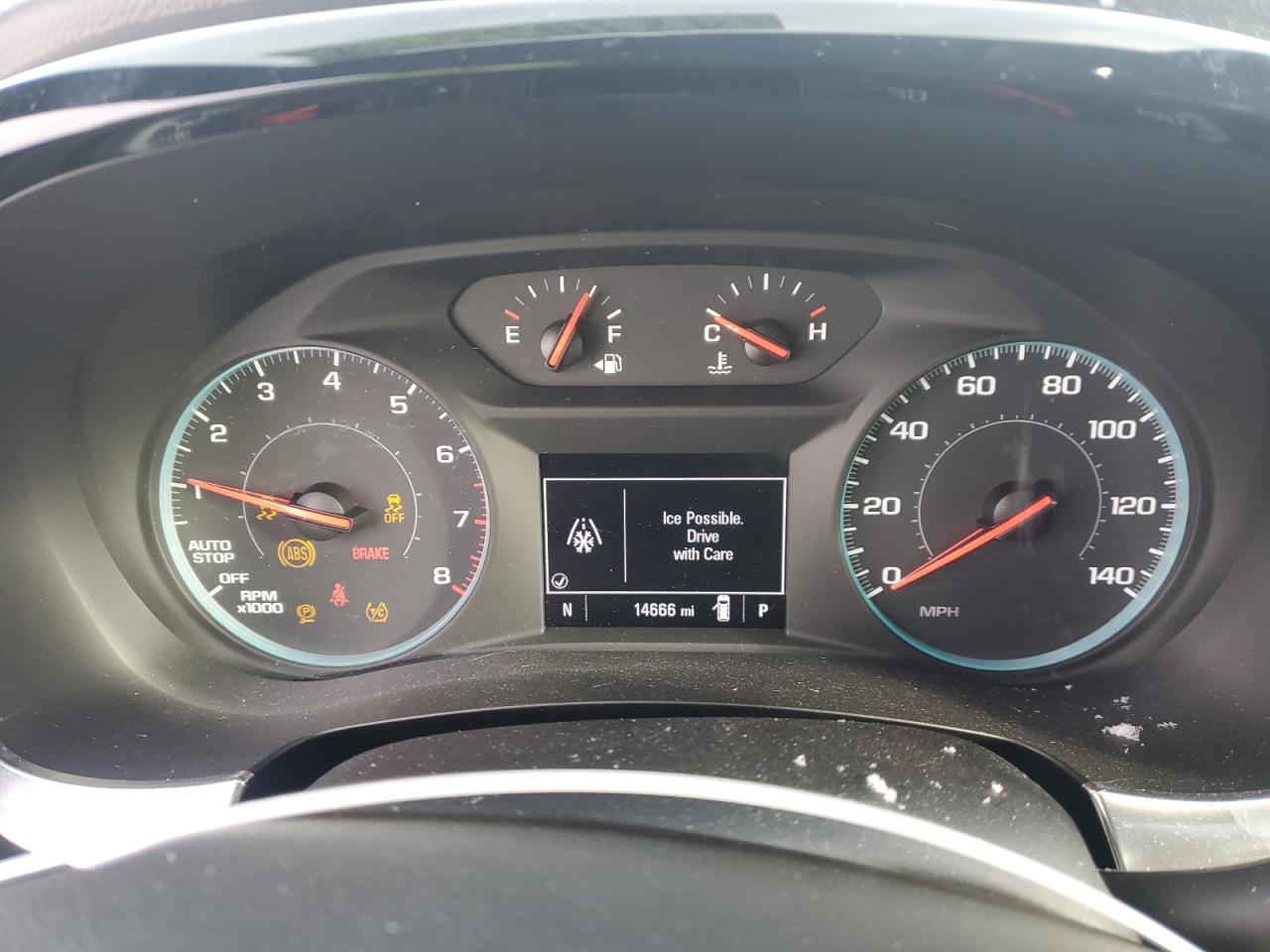 2022 Chevrolet Traverse VIN 1GNEVFKW4NJ112207 Copart auction photo, rear end / minor dent/scratches damage thumbnail 9