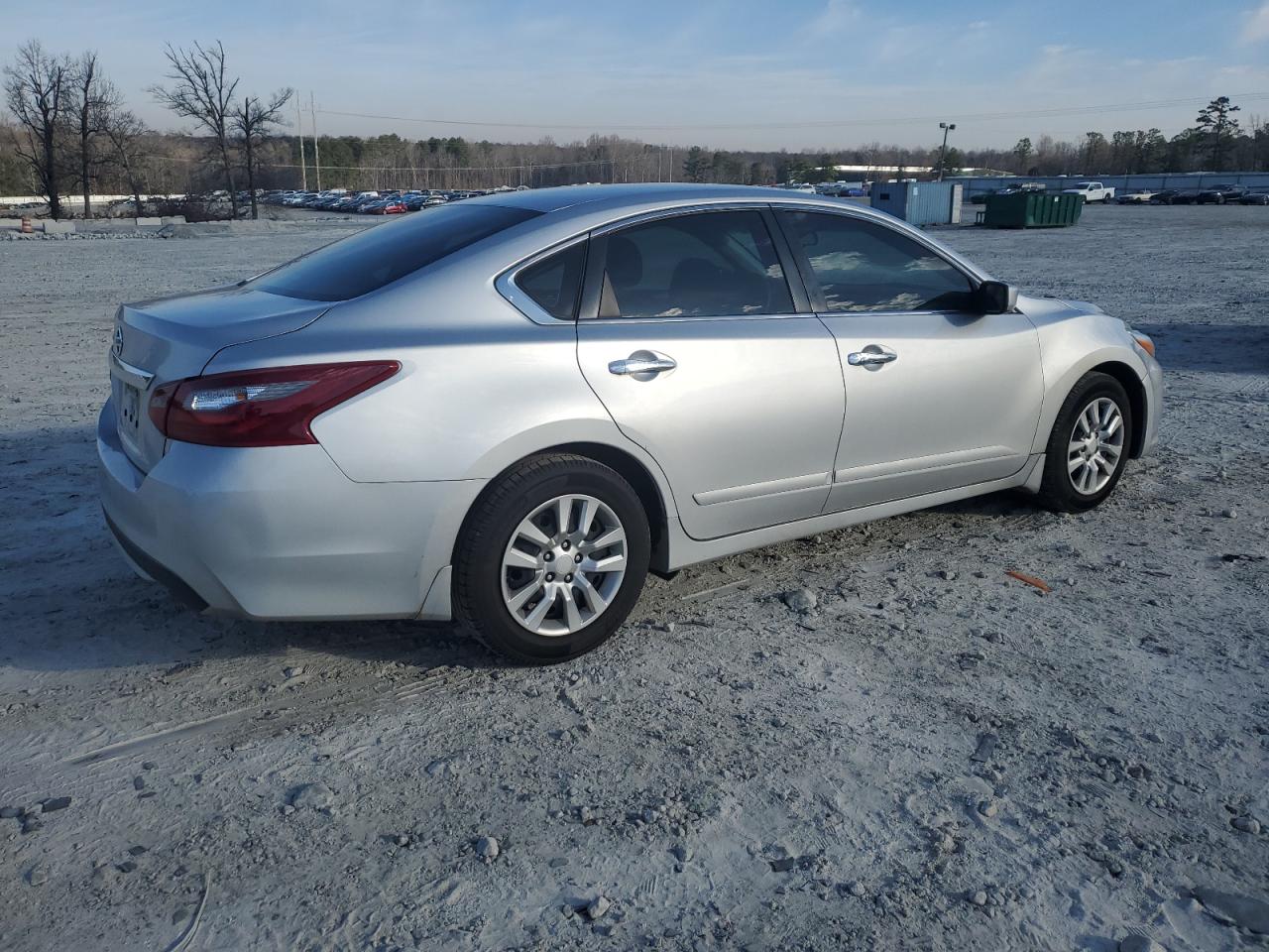 2018 Nissan Altima VIN 1N4AL3AP8JC237107 Copart auction photo, front end / minor dent/scratches damage thumbnail 3