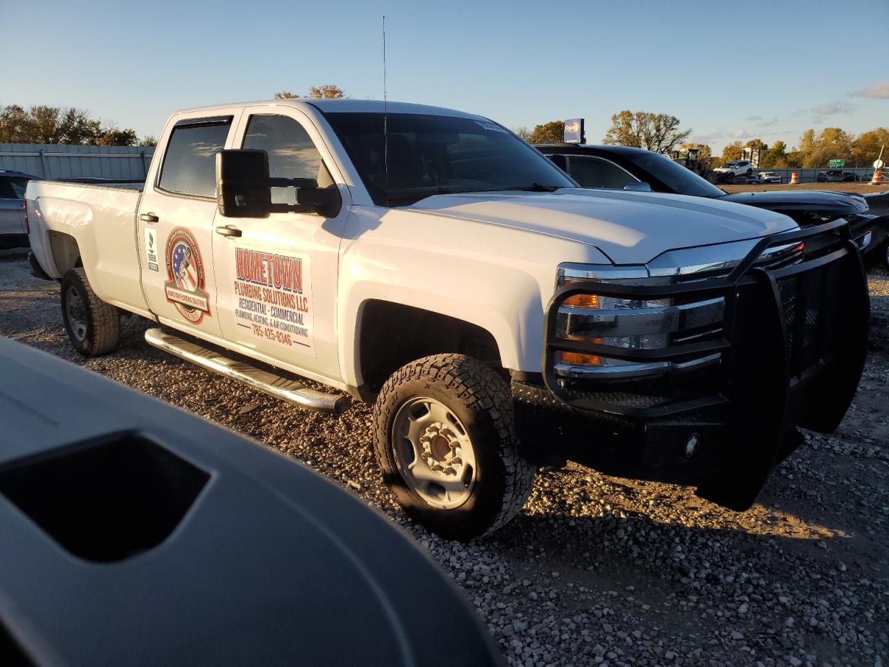 2018 Chevrolet Silverado VIN 1GC1CUEG9JF203671 Copart auction photo, hail / minor dent/scratches damage thumbnail 4