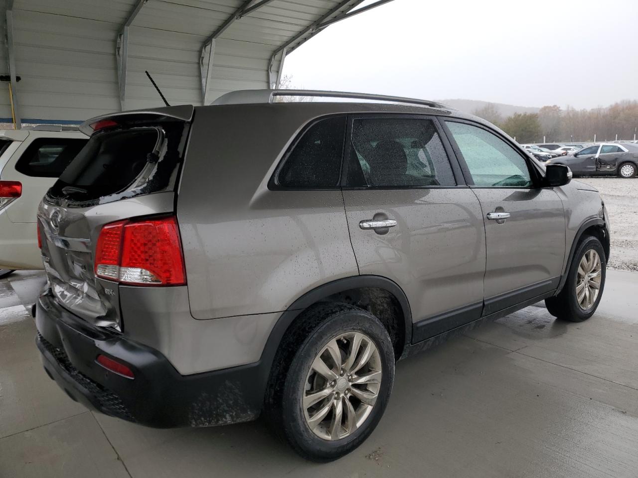 2011 KIA Sorento VIN 5XYKU4A10BG087763 Copart auction photo, rear end damage thumbnail 3