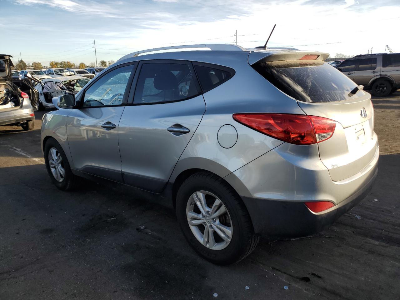 2011 Hyundai Tucson VIN KM8JUCAC3BU134964 Copart auction photo, front end damage thumbnail 2