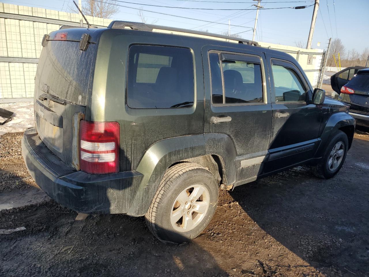 2010 Jeep Liberty (North America) VIN 1J4PN2GK3AW141298 Copart auction photo, normal wear / mechanical damage thumbnail 3
