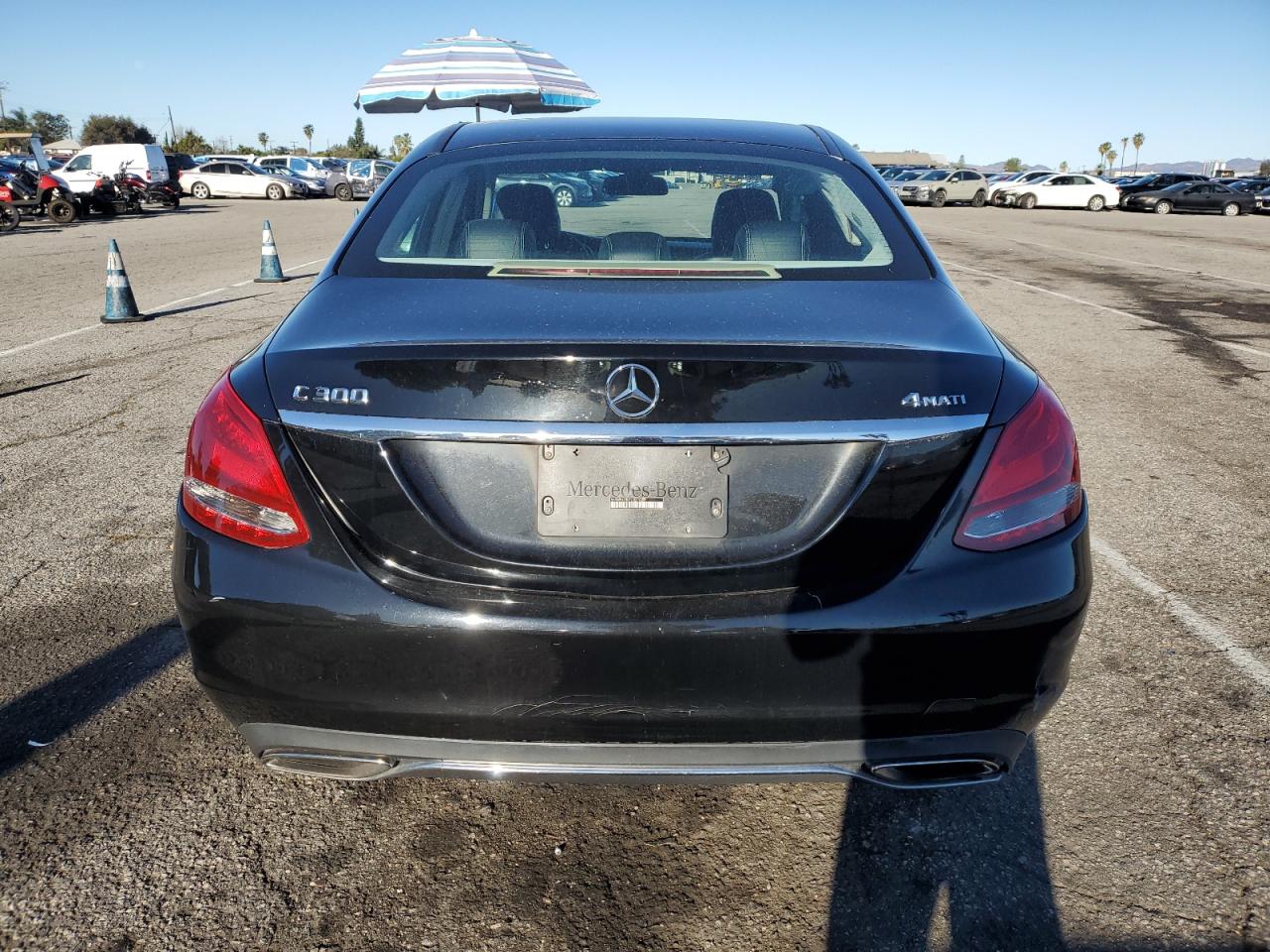 2015 Mercedes-Benz C-klasse VIN 55SWF4KB0FU021020 Copart auction photo, side damage thumbnail 6
