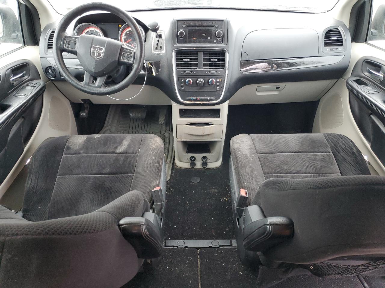 2013 Dodge Caravan VIN 2C4RDGBG5DR813974 Copart auction photo, front end damage thumbnail 8
