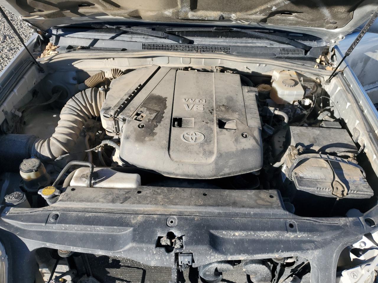 2004 Toyota 4Runner VIN JTEBU17RX40040420 Copart auction photo, front end damage thumbnail 12