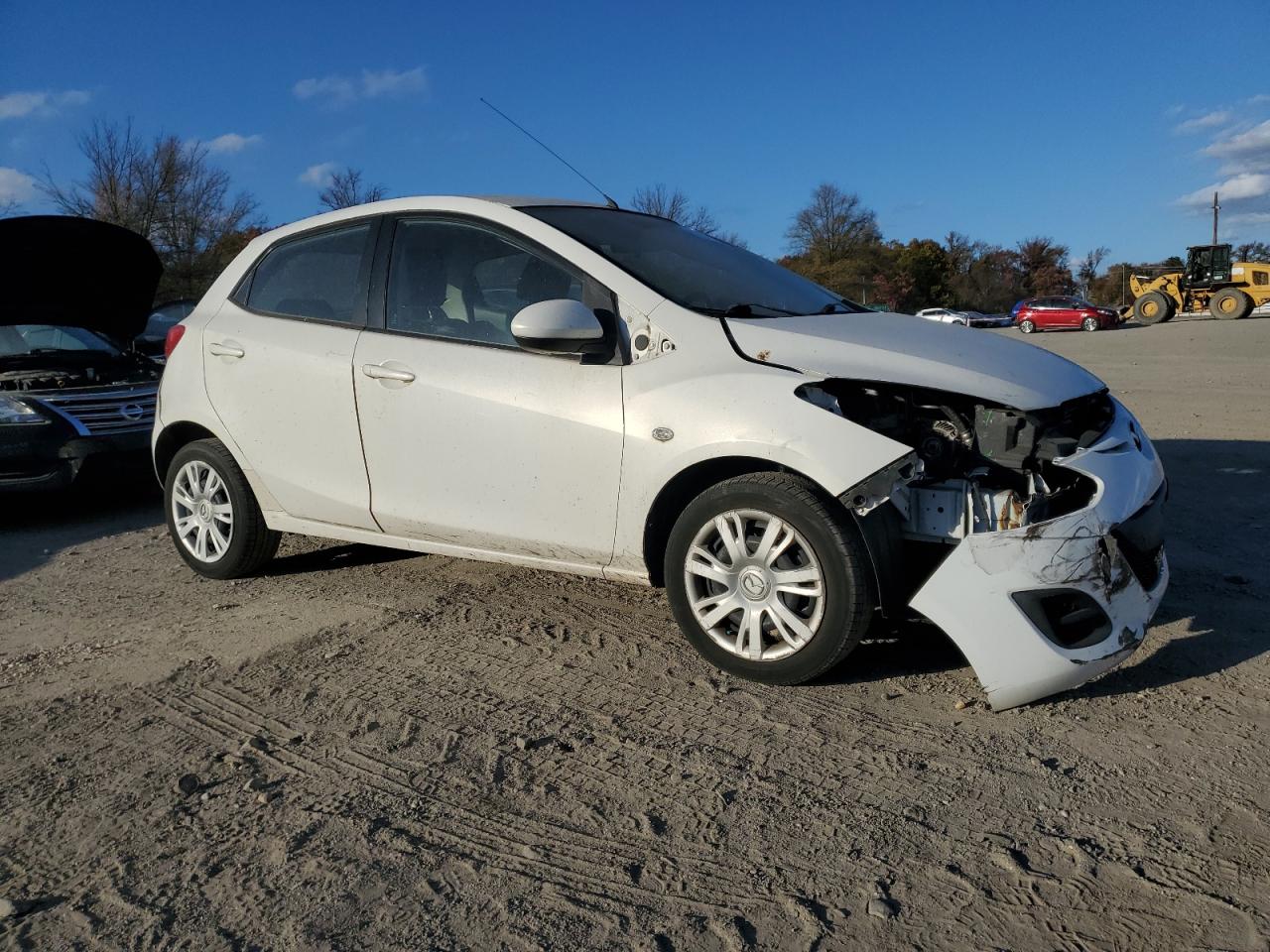 2014 Mazda 2 VIN JM1DE1KY2E0187504 Copart auction photo, all over damage thumbnail 4