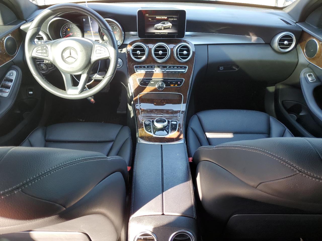 2018 Mercedes-Benz C-klasse VIN 55SWF4JB4JU276960 Copart auction photo, rear end / minor dent/scratches damage thumbnail 8