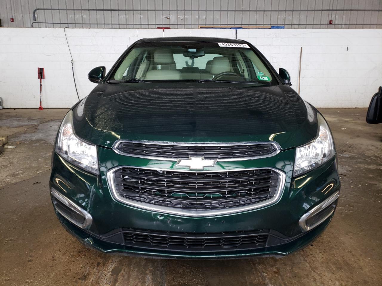 2015 Chevrolet Cruze VIN 1G1PE5SB1F7226035 Copart auction photo, side / minor dent/scratches damage thumbnail 5