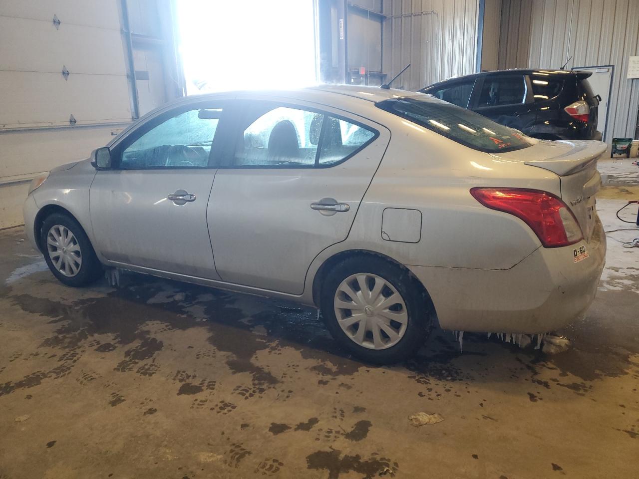 2013 Nissan Versa VIN 3N1CN7AP3DL883932 Copart auction photo, front end damage thumbnail 2