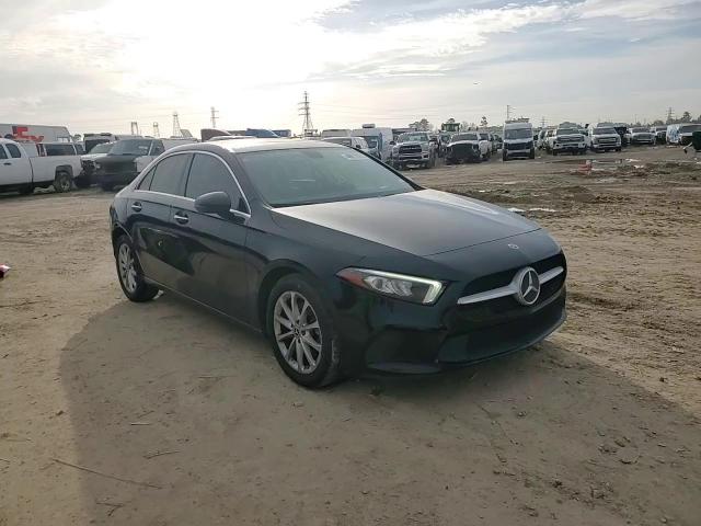 2019 Mercedes-Benz A-klasse VIN WDD3G4EB2KW024607 Copart auction photo, rear end / minor dent/scratches damage thumbnail 11