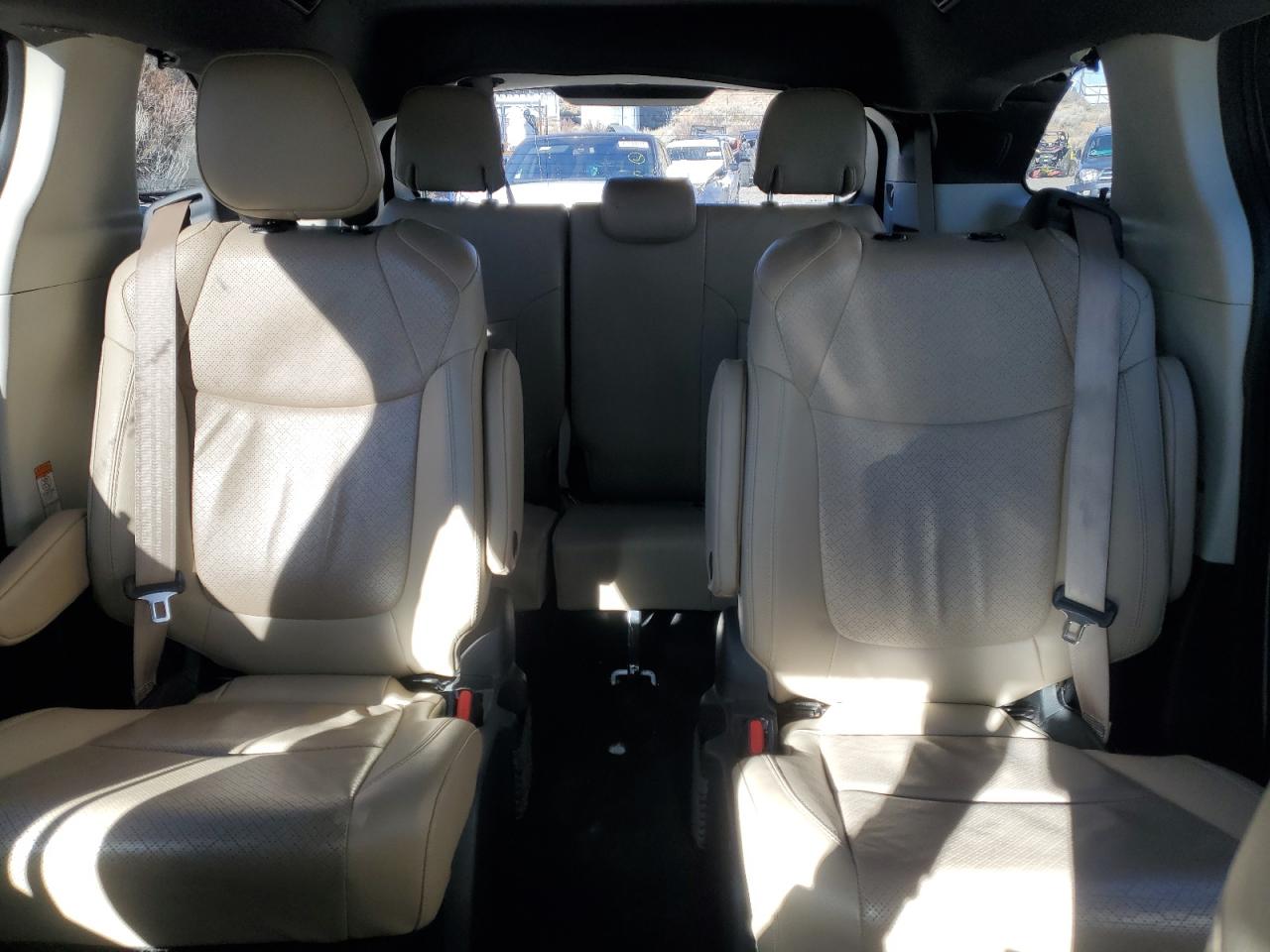 2021 Toyota Sienna VIN 5TDZSKFC5MS005700 Copart auction photo, front end damage thumbnail 10