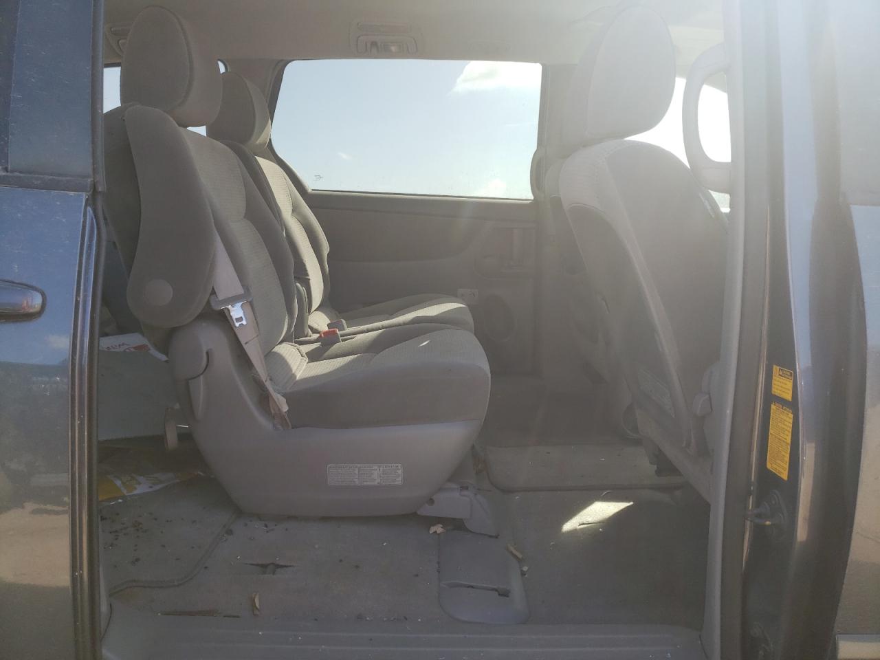 2010 Toyota Sienna VIN 5TDKK4CC6AS324648 Copart auction photo, top/roof damage thumbnail 11