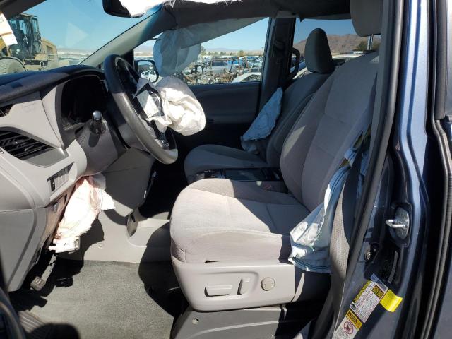 2017 Toyota Sienna VIN 5TDJZ3DC0HS182825 Copart auction photo, front end damage thumbnail 7