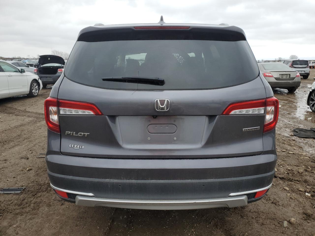 2021 Honda Pilot VIN 5FNYF5H91MB023571 Copart auction photo, front end / minor dent/scratches damage thumbnail 6